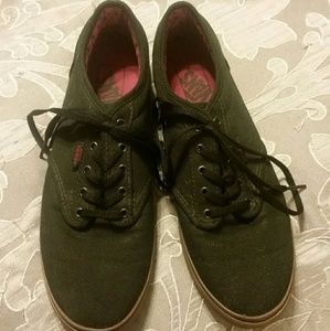 💕😎 Black Vans 😎💕 Never been worn